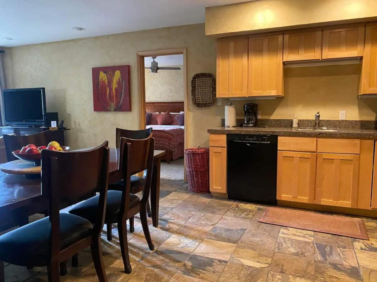 Best Location In The Heart Of Lions Head, Ski Lockers, Jacuzzi And Pool Vail Zewnętrze zdjęcie