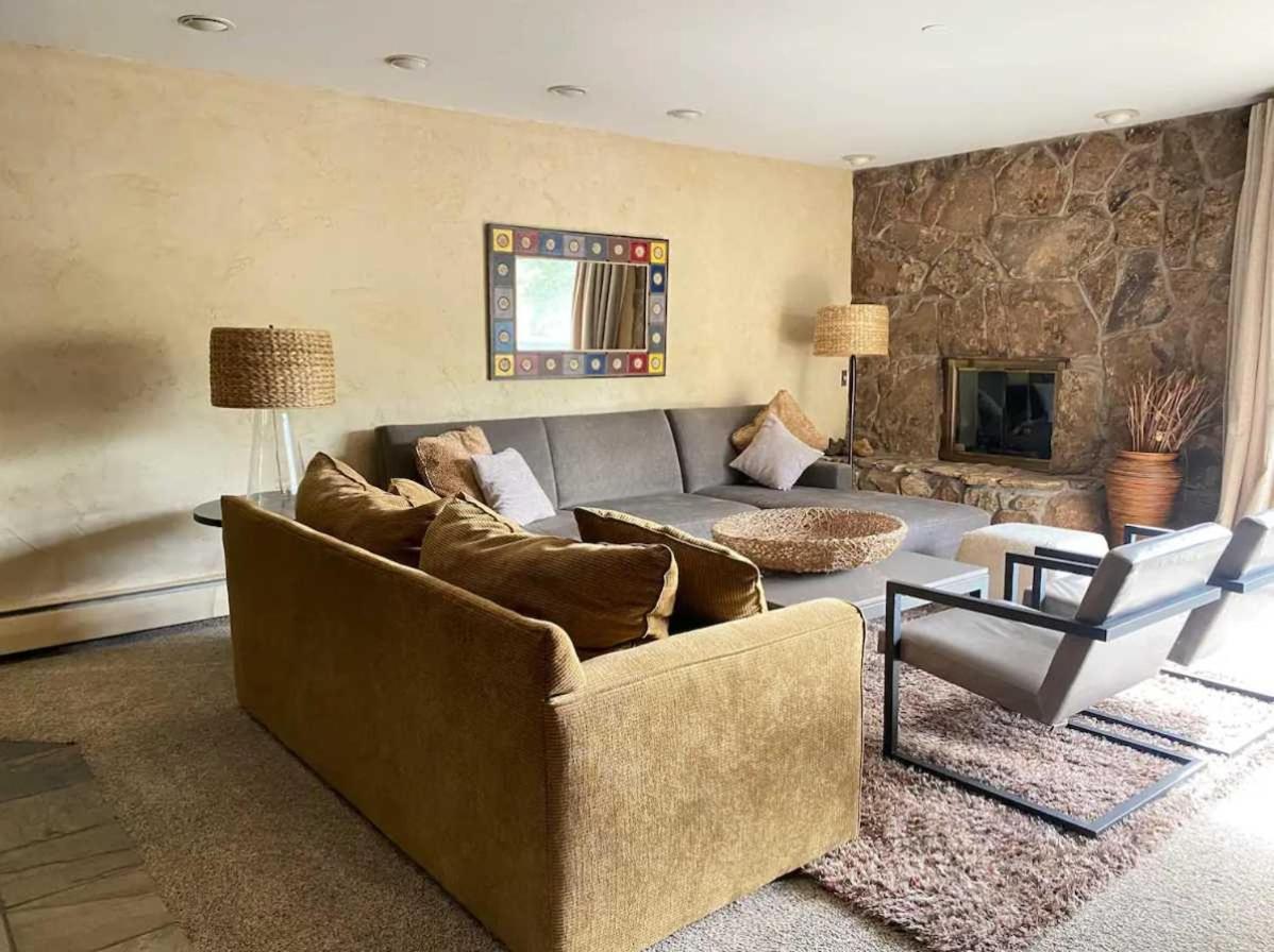 Best Location In The Heart Of Lions Head, Ski Lockers, Jacuzzi And Pool Vail Zewnętrze zdjęcie